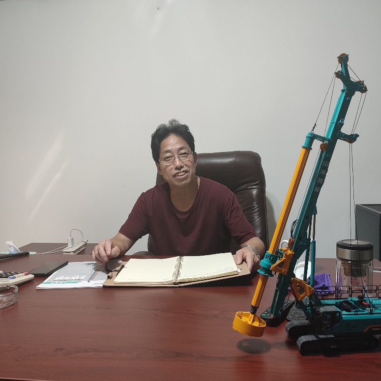 创富故事 | 入行25载，，，，，阅尽旋挖钻机，，，，，最终认准必发智能！