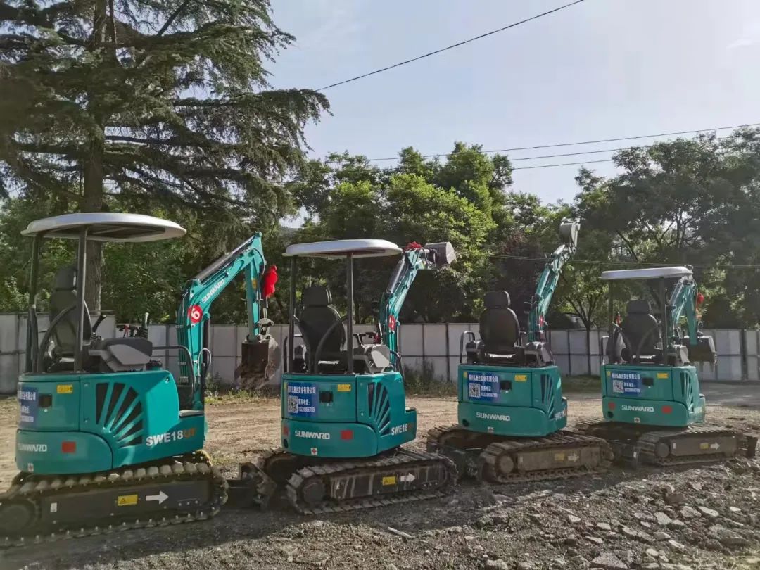 好效劳、好装备！必发智能挖掘机再获客户追加订单