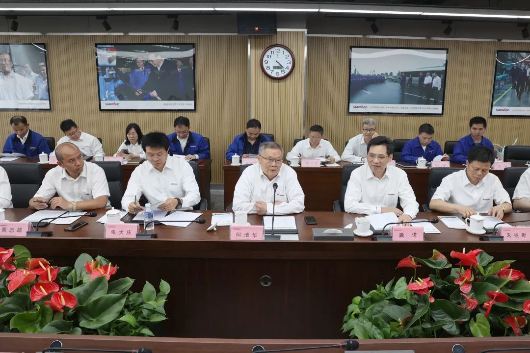 深化产学研相助！中南大学校长、中国工程院院士田红旗率团造访必发智能