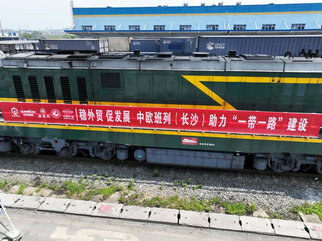 一连进军国际市。。。。。。≈信钒嗔校ǔど常┍胤⒅悄茏欣殖墒追