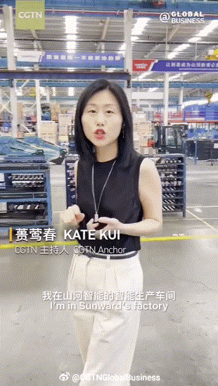 CGTN探厂！专访必发智能董事长、首席专家何清华花絮来了