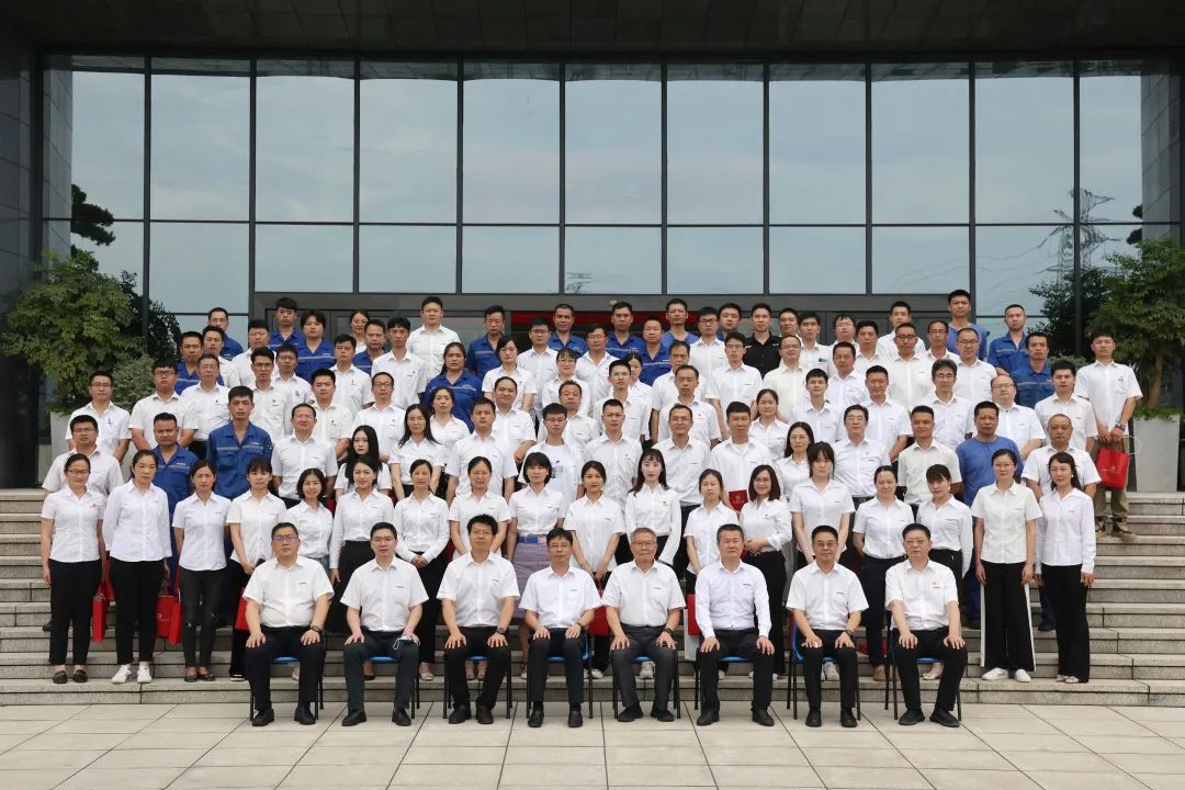 为立功建企建家一体化孝顺更鼎实力！必发智能第五届五次“双代会”乐成召开