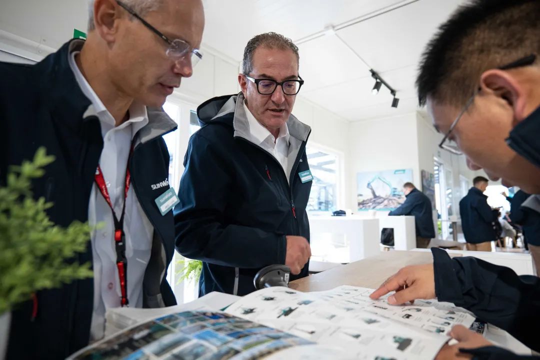 Bauma 2022 | 一连加码欧洲高端市场。。，，，“必发绿”闪灼德国慕尼黑