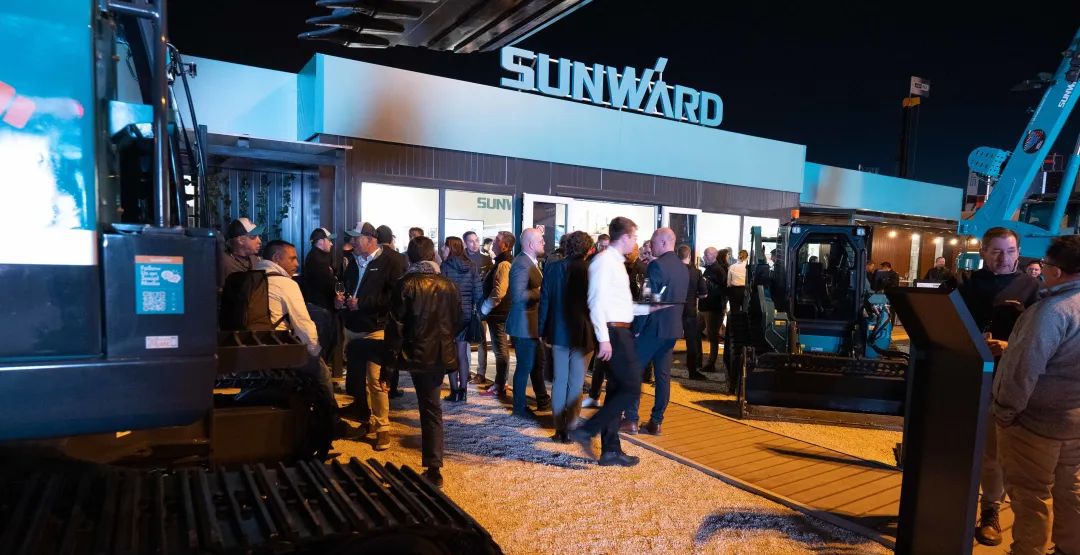 Bauma 2022 | 一组火热现场图带您重温必发智能德国宝马展之旅