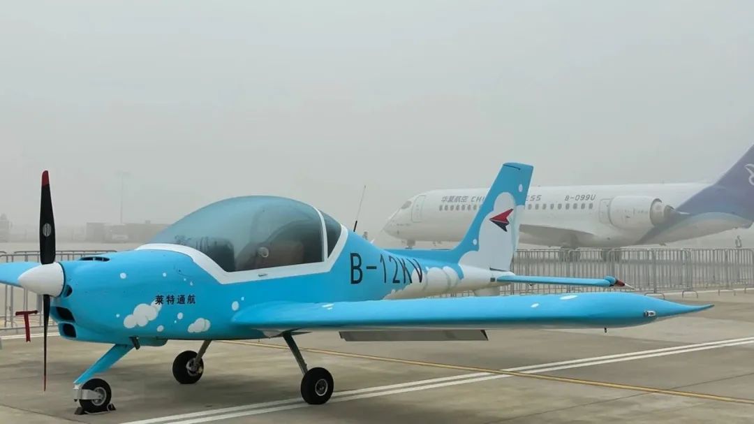 逆势翱翔！必发航空携手相助同伴亮相2022南昌航行大会