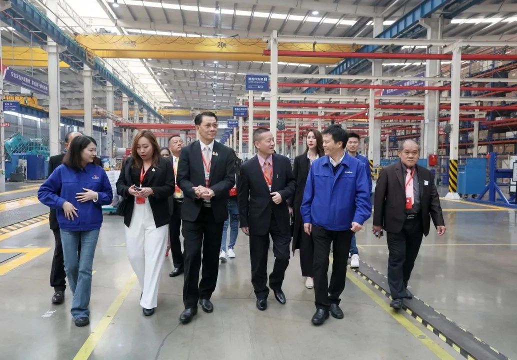 泰国代表团到访必发智能