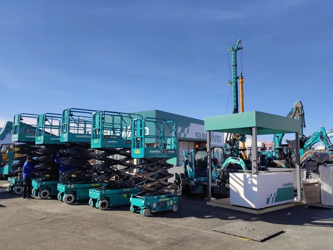 拉展直播 | 必发智能高空精品亮相2023美国拉展，，，，哪款是你的最爱？？？？？？？