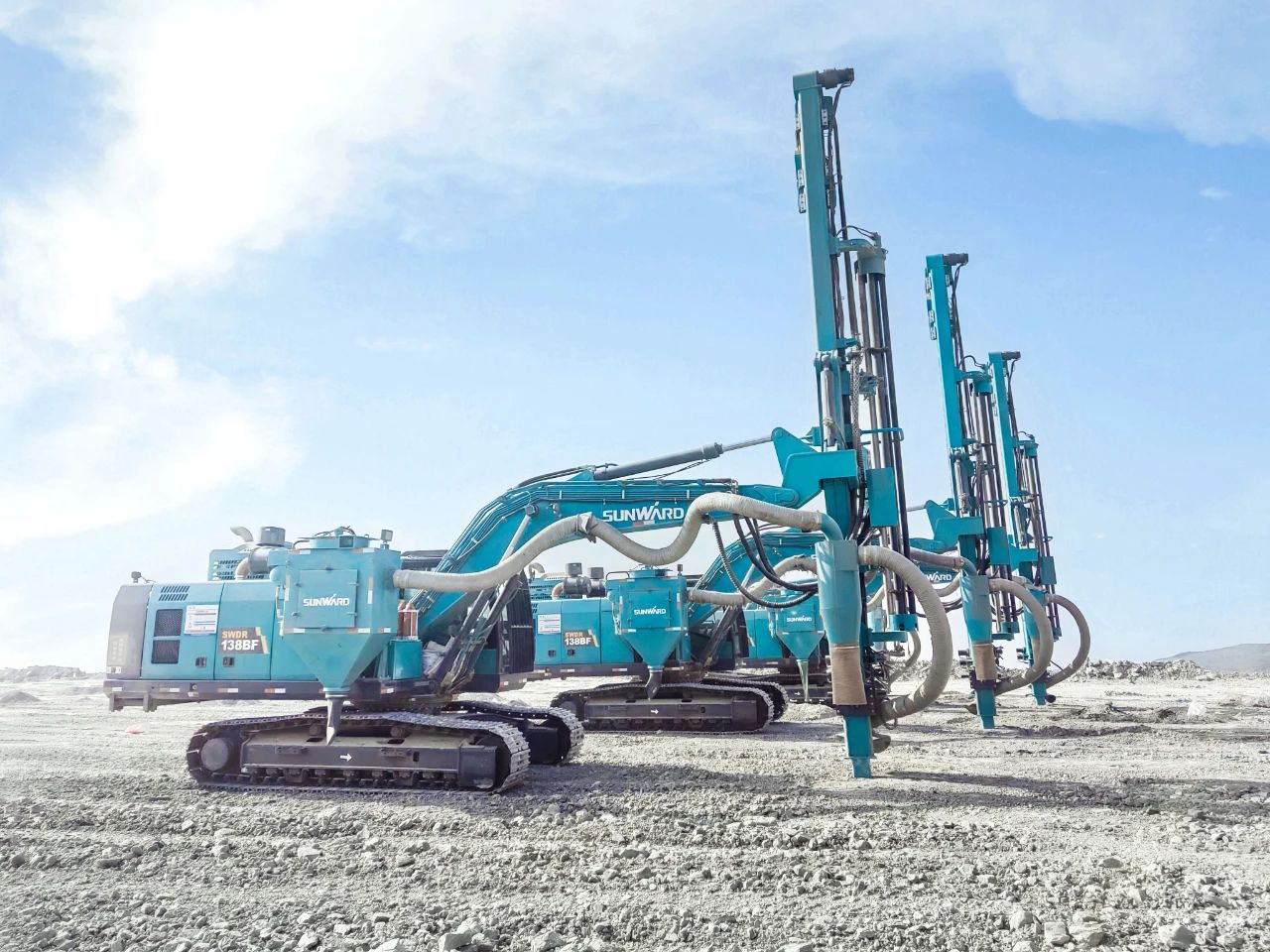 “绿色智能矿山建设专家”！必发智能全新一代切削潜孔一体式钻机重拳出击