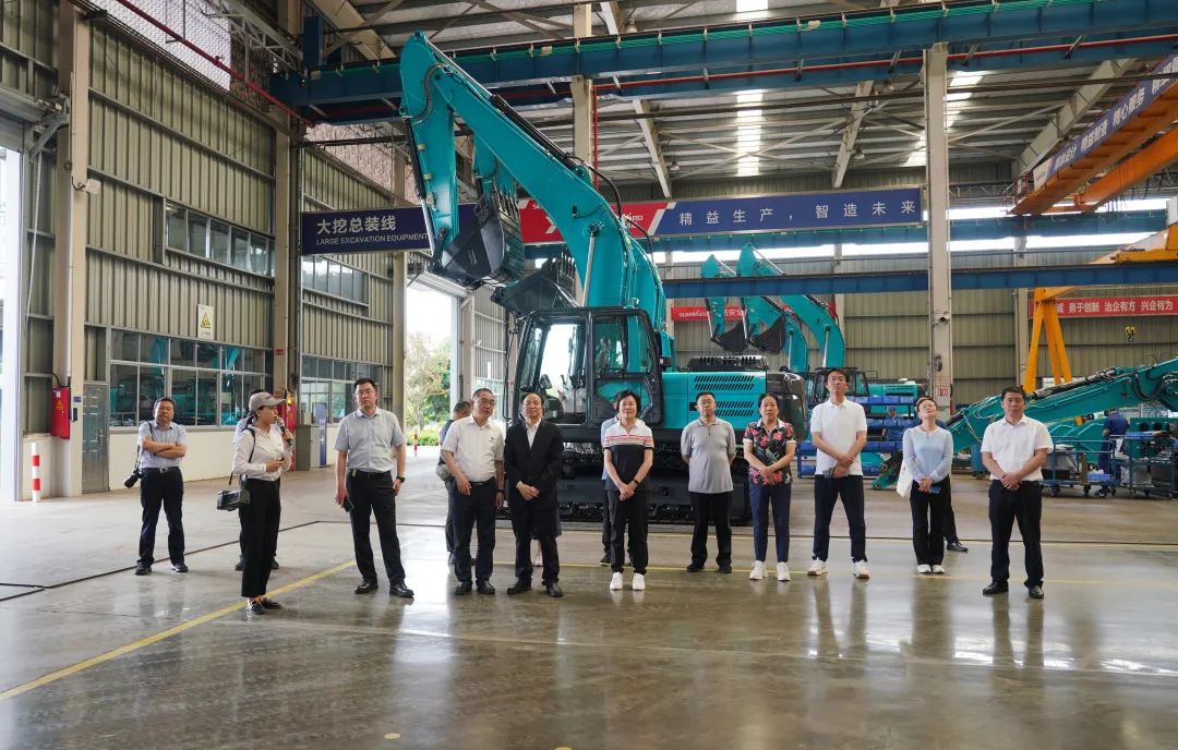 太原市政协主席操学诚调研必发智能