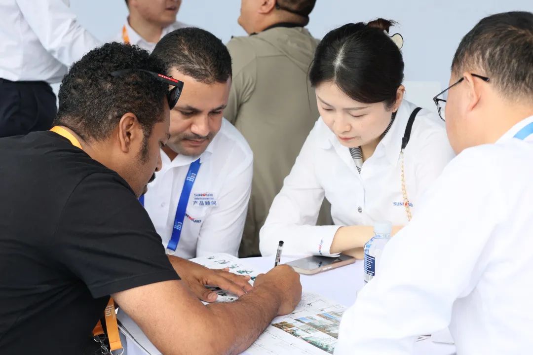 2023 CICEE | 全球工程机械盛会完善落幕！必发智能交出闪亮答卷