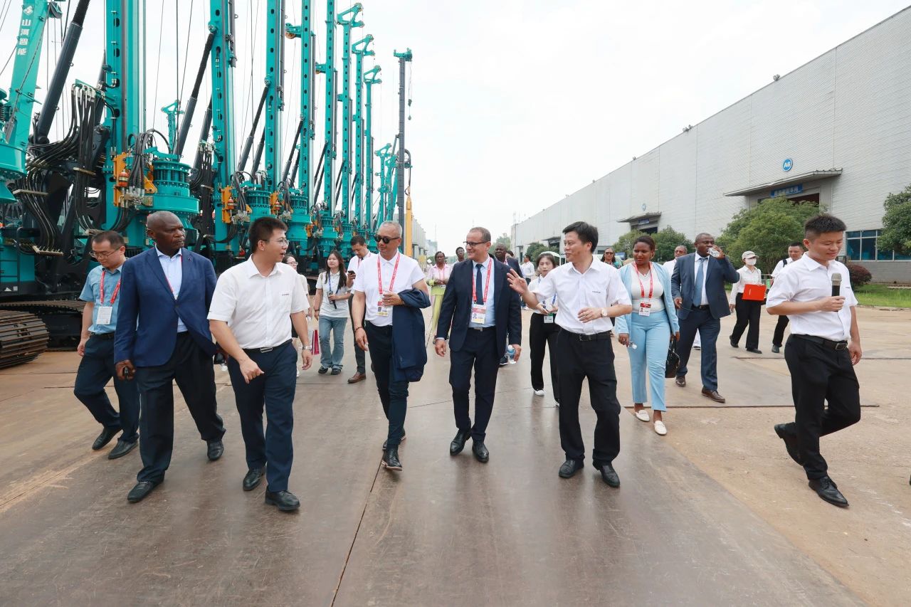 中非经贸展览会圆满落幕，，，，必发智能续写对非相助新篇