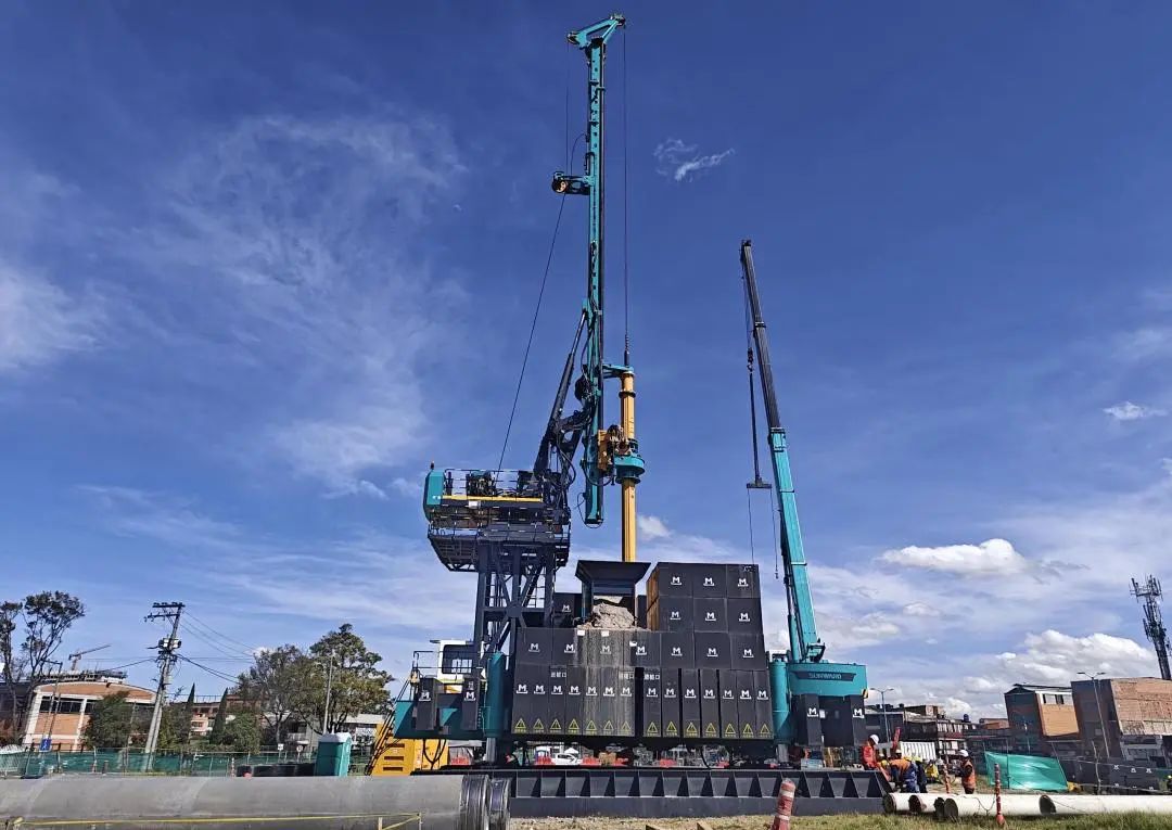 展现“中国制造”硬实力！必发智能PDP工法钻机助建波哥大地铁项目