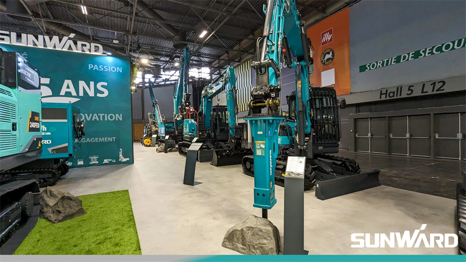 必发智能携立异效果亮相2024年法国巴黎工程机械展