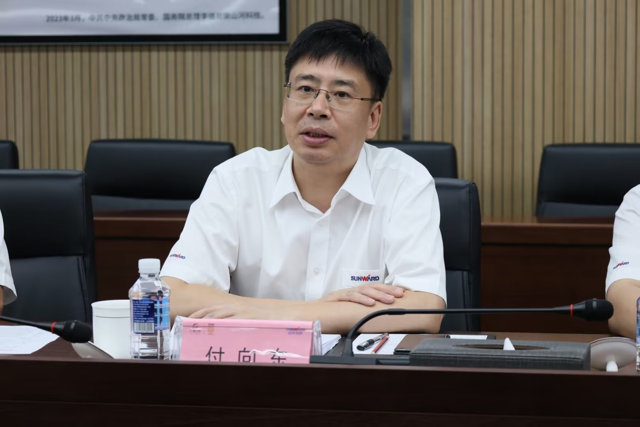 深化交流相助！广州港李明忠副总司理率队莅临必发智能考察交流！