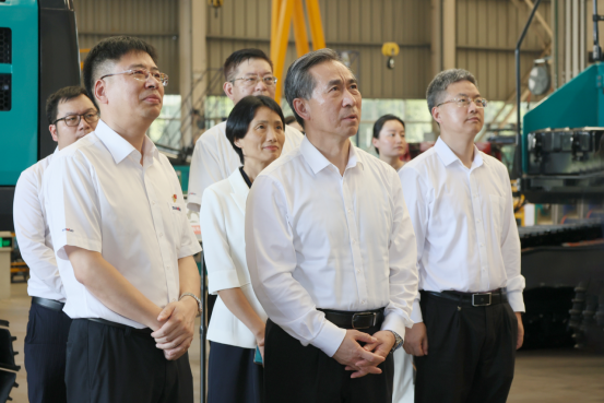 中国贸促会会长任鸿斌调研必发智能