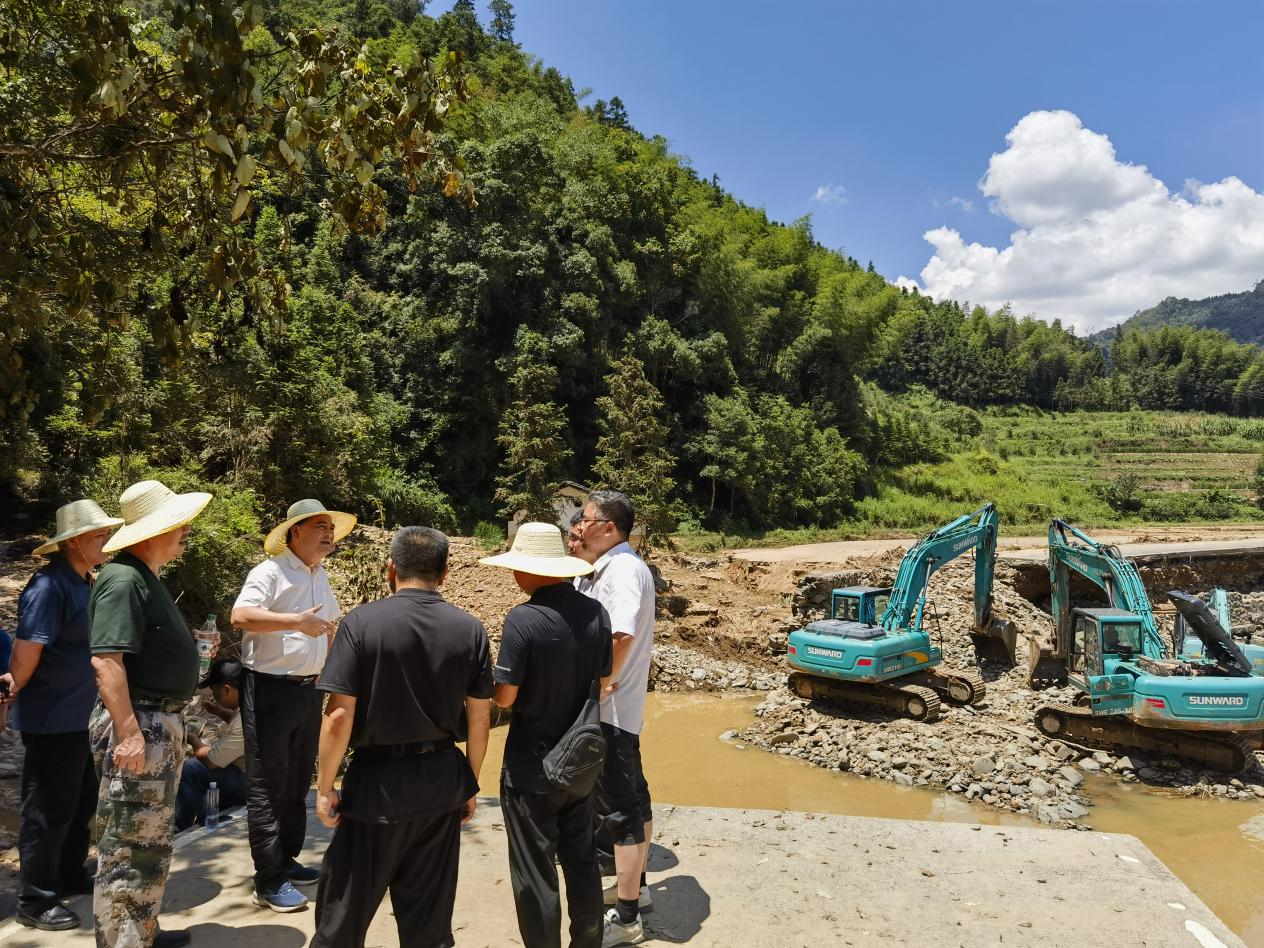 必发智能赶赴资兴，，，，，共筑抗灾抢险防地