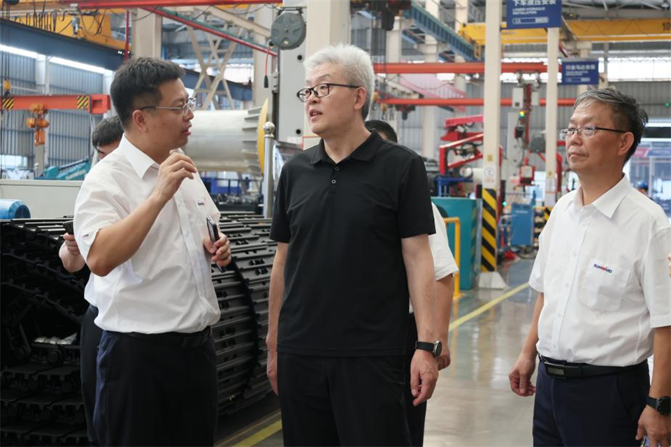 中国五矿工会主席、职工董事张晔到必发智能调研交流