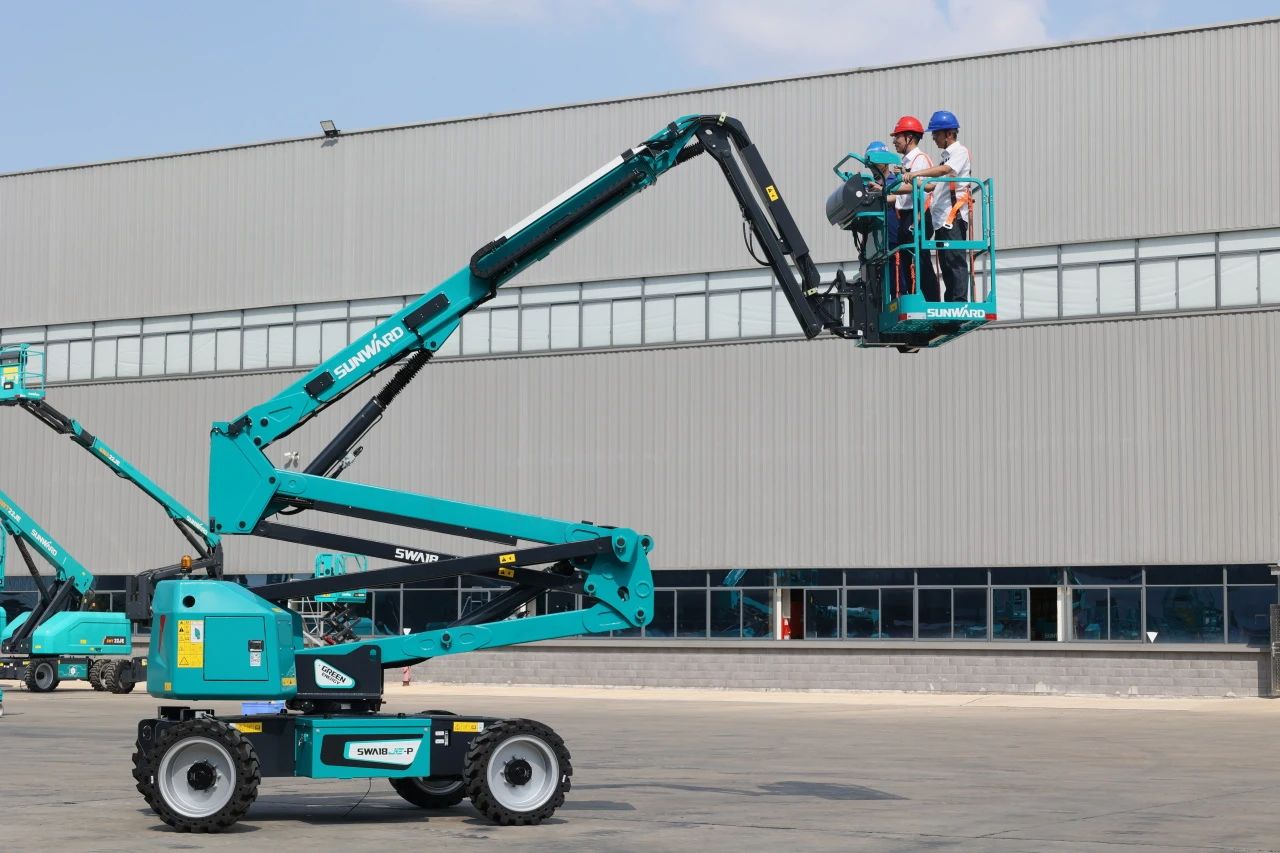 高可靠、高清静、高性能！必发智能新一代P系列电动臂式高空作业平台乐成下线