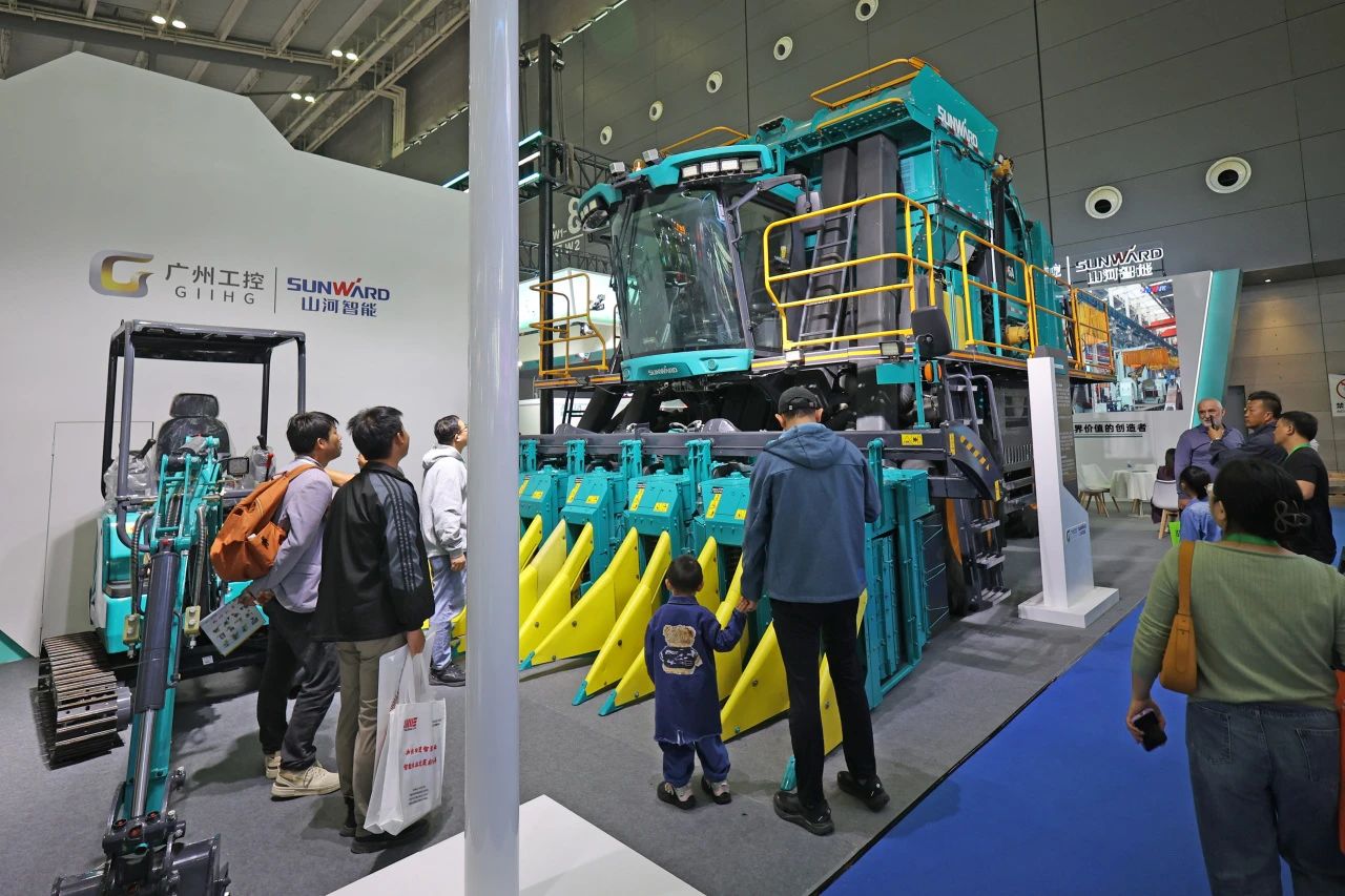 聚焦智能化、无人化！必发智能携多款产品亮相2024中国国际农业机械展