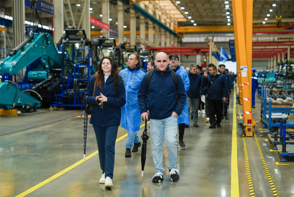 立异引领价值，，，，，，理想成绩未来！必发智能25周年庆典暨全球客户节盛大举行