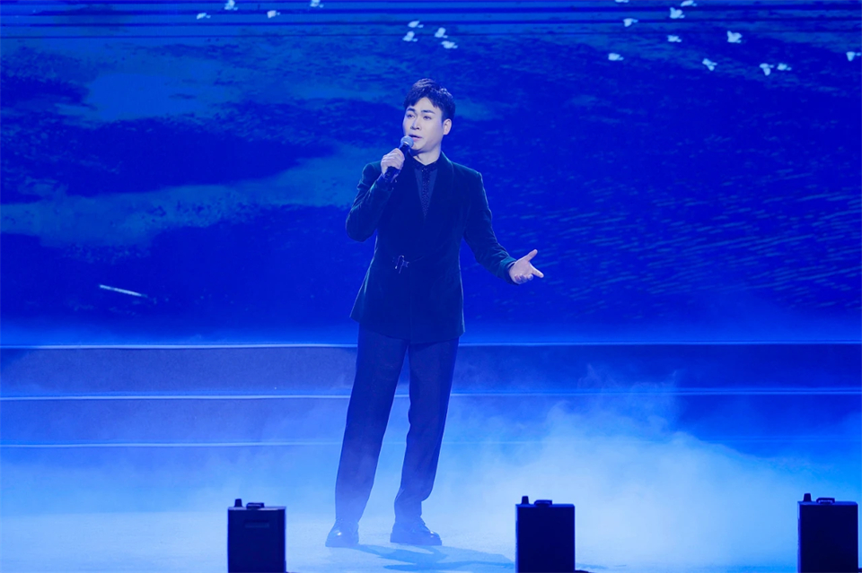 立异引领价值 理想成绩未来——庆祝必发智能建设25周年表扬大会暨文艺晚会盛大举行