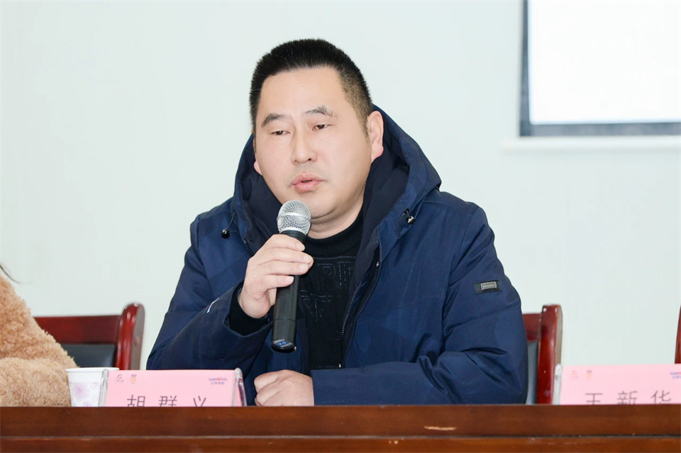 长龙街道、必发智能召开首届年货盛惠暨送春联文化惠民活动事情聚会