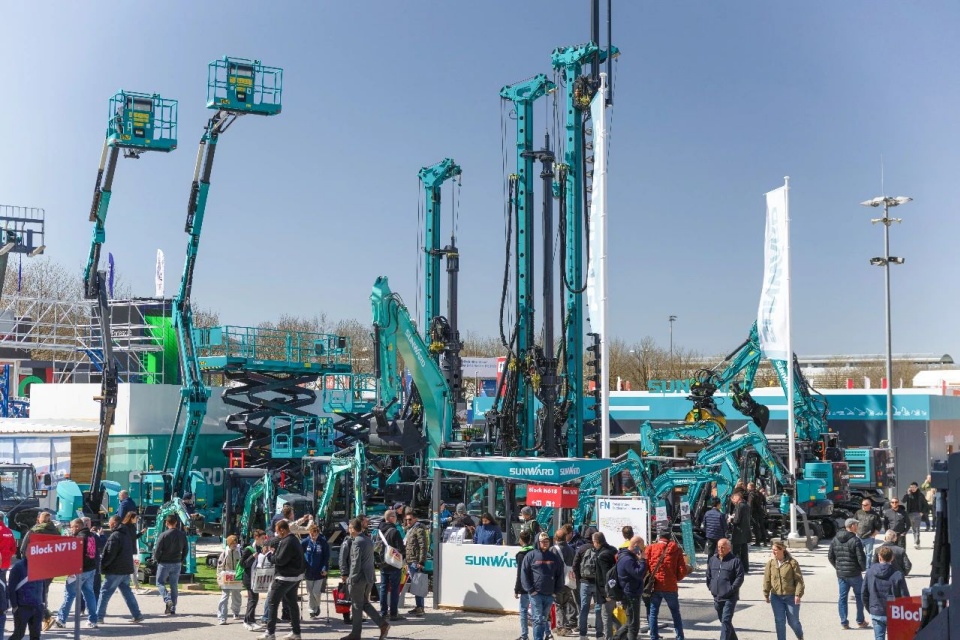 Bauma 2025 | 聚焦2025德国宝马展，，，，，，，探索必发智能的立异装备与可一连解决计划