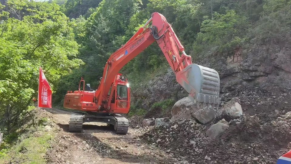 硬核破解“最后一公里”难题，，，，，，必发智能应抢救援装备助力“应急使命·2025”演习！