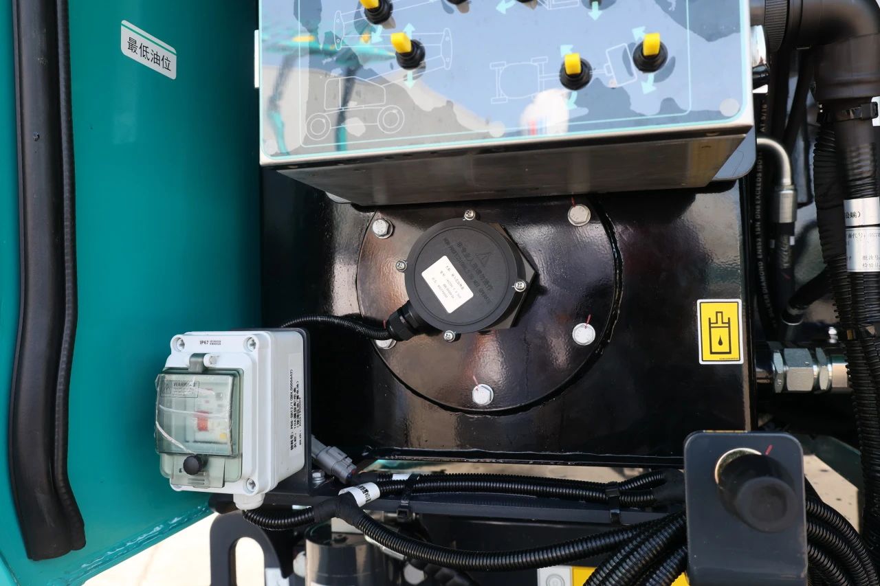 手艺新标杆！必发智能SWA22J-P柴动曲臂式高空作业平台下线！