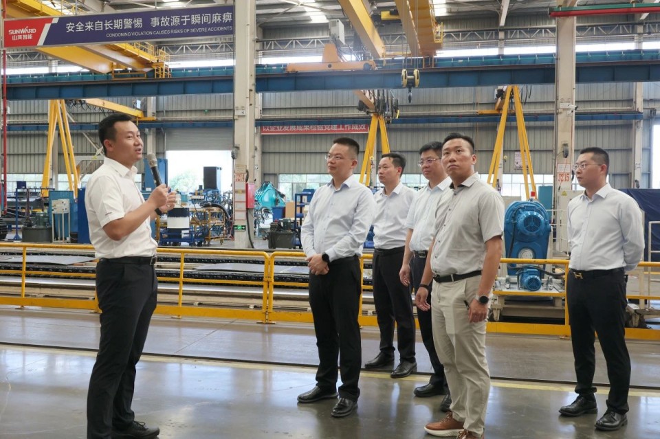 共商相助，，，，，，建华控股有限公司董事长汪贵华到访必发智能