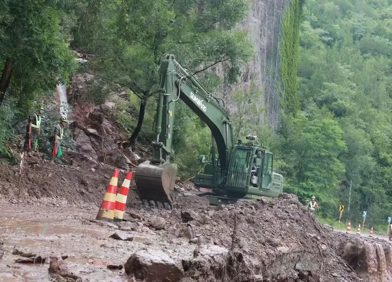 关注！必发智能应抢救援装备助力武警冲锋北京暴雨抢险救灾一线！