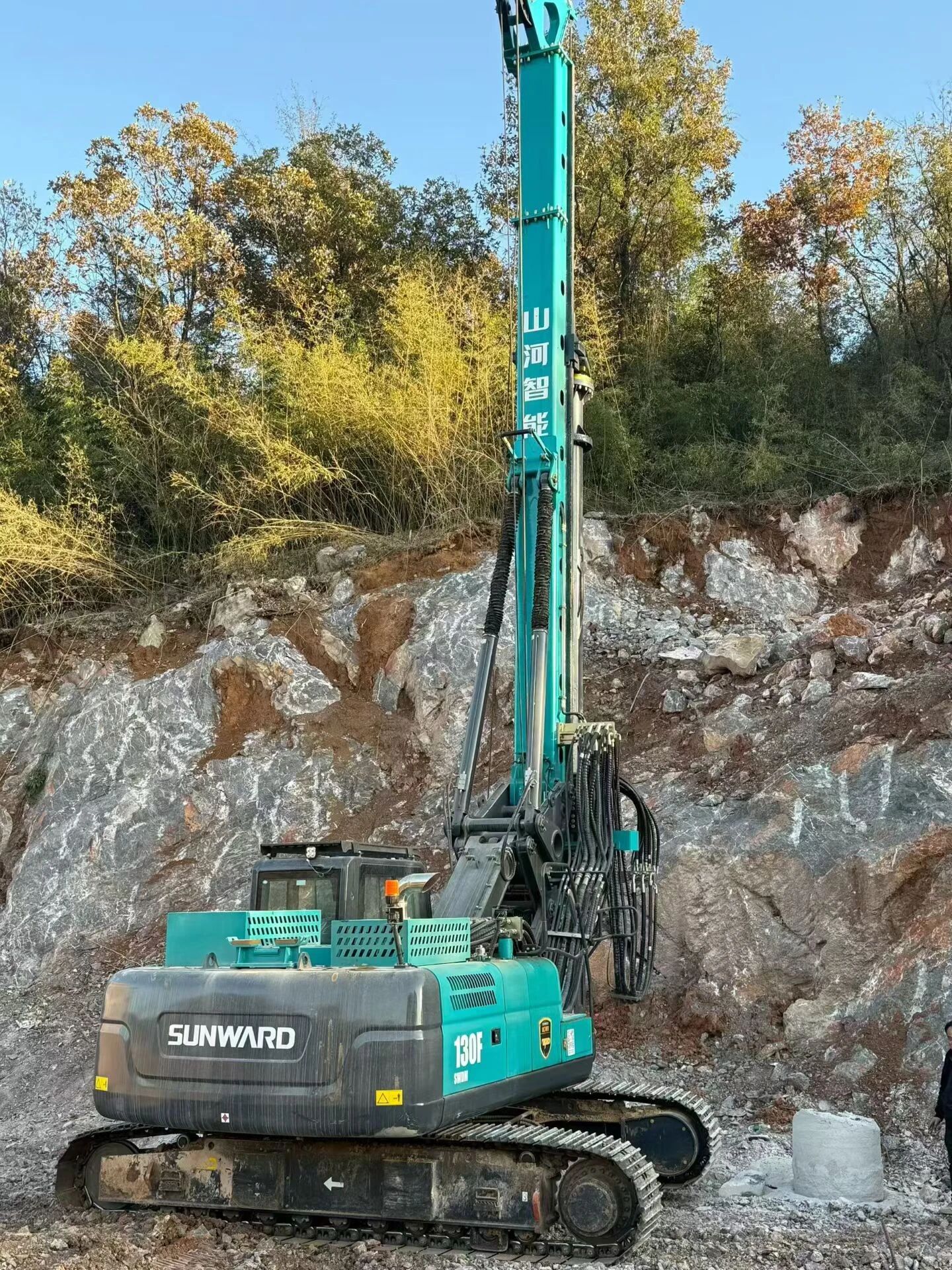 从国家重点工程到墟落安居建设，，，必发智能旋挖钻机实现跨场景继续